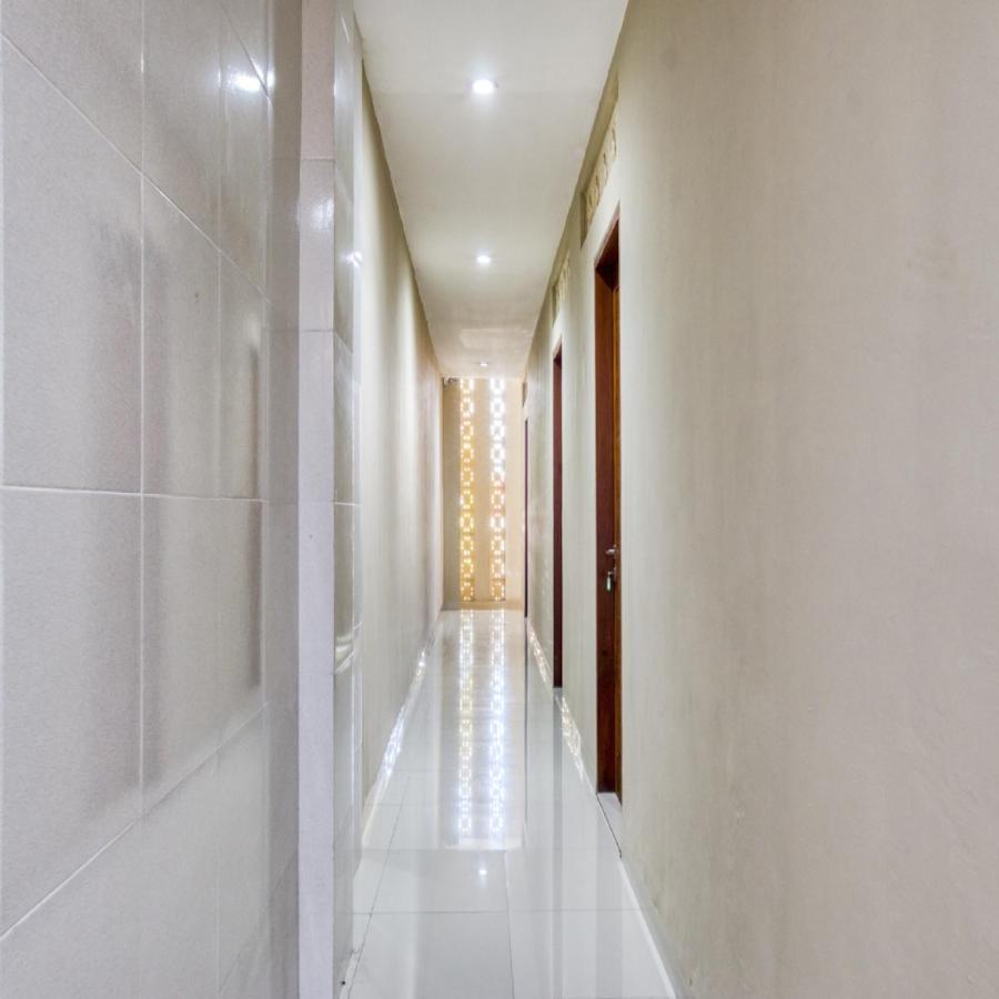 Reddoorz @ Gunung Sanghyang Kerobokan Denpasar  Exterior photo